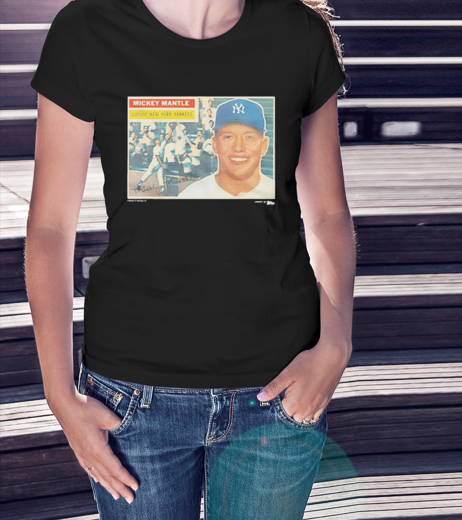 Mickey Mantle Outfield New York Yankees 1956 Topps Baseball Card T-Shirt