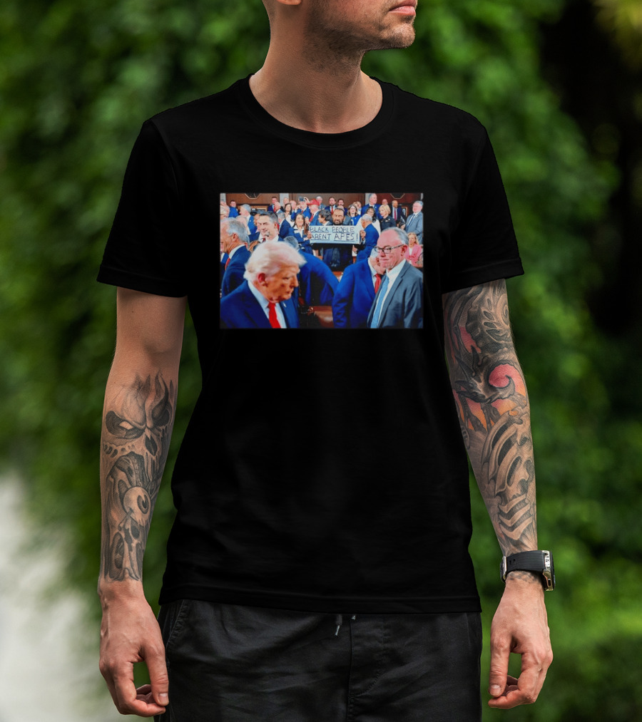 Bblack People Aren't Apes Satirical Political Statement In Political Gathering T-Shirt