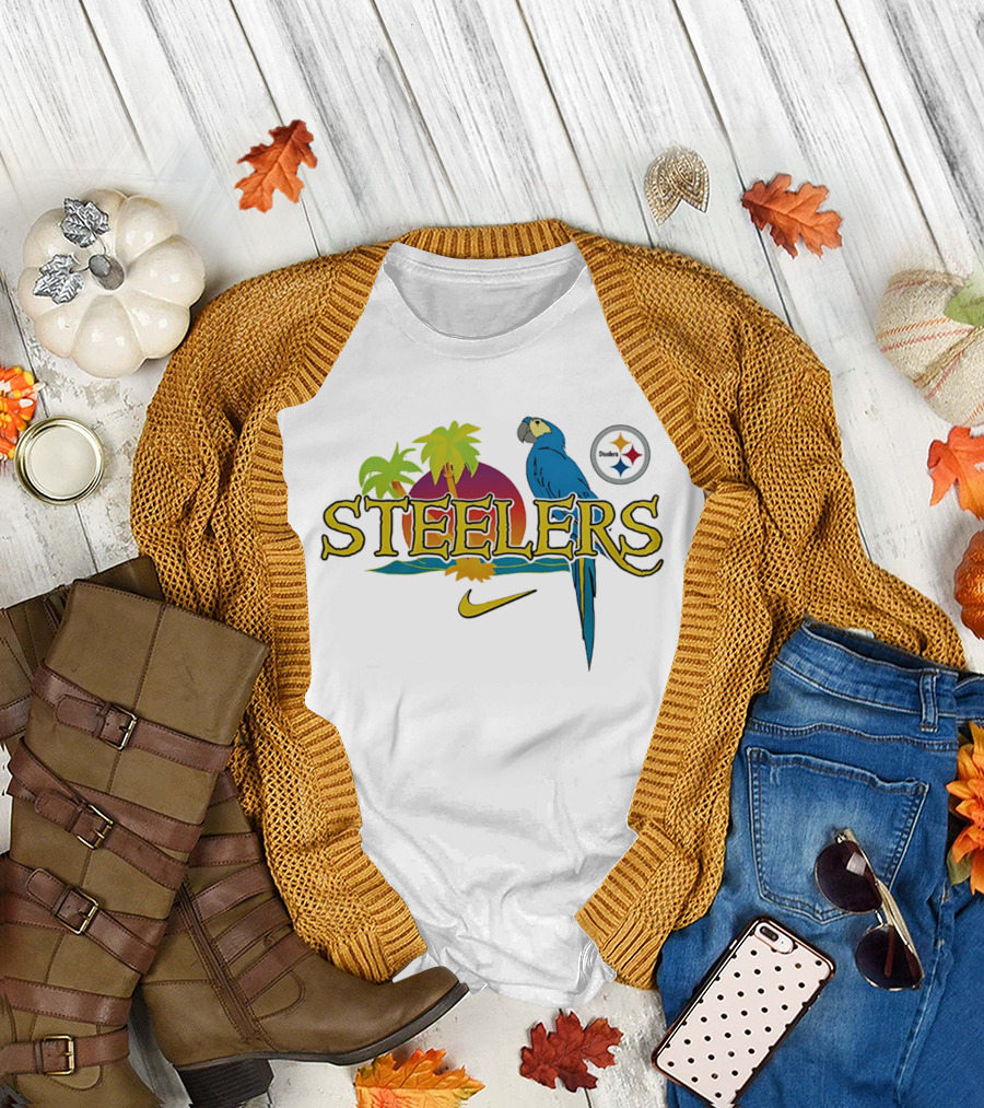 Pittsburgh Steelers Tropical Parrot Palm Trees Sunset It's 5 O' Somewhere T-Shirt