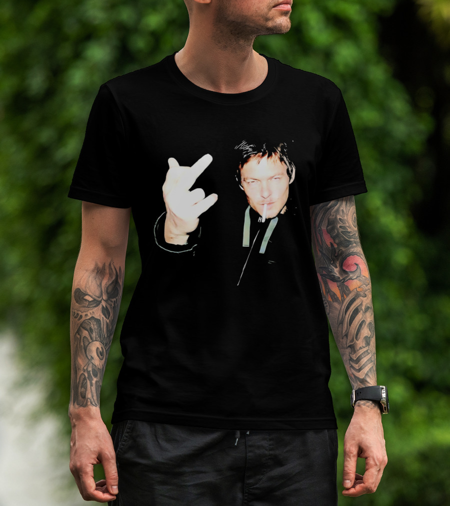 Norman Reedus The Walking Dead Daryl Dixon Middle Finger Smoking T-Shirt