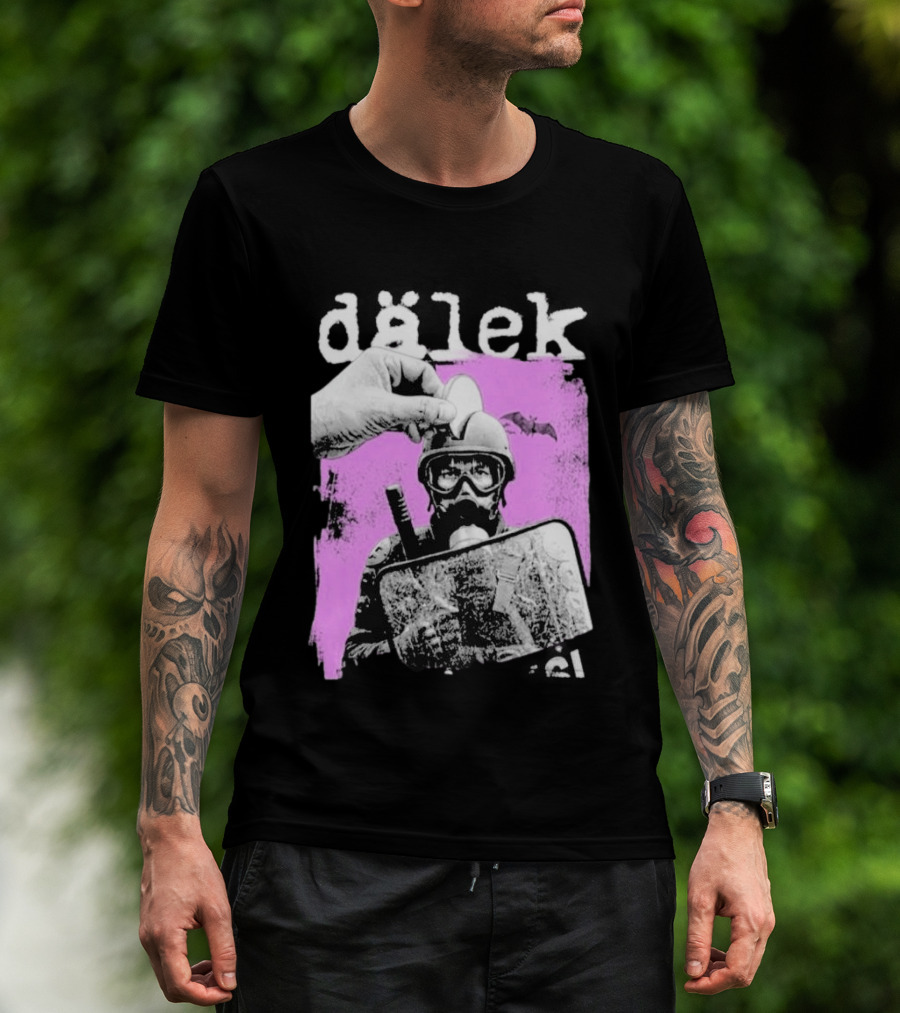 Dalek Brilliance Moon Tour Riot Gear Gas Mask T-Shirt