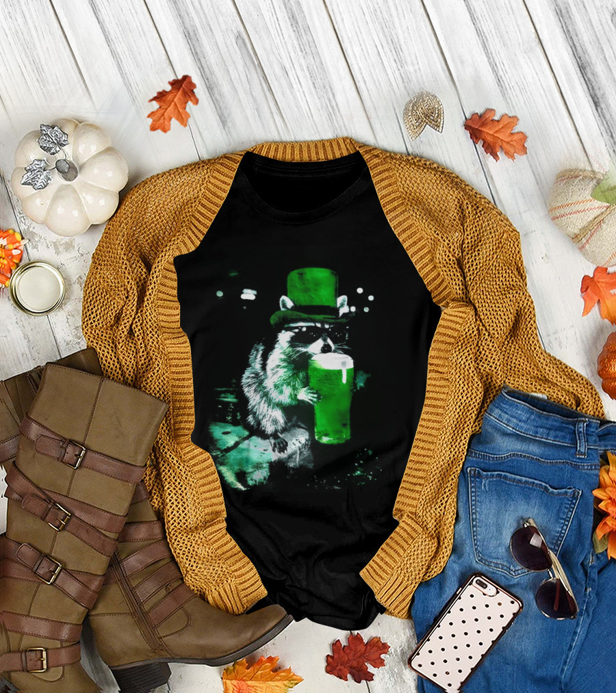 Drunk Irish Raccoon with Green Beer St Patricks Day 2026 T-Shirt