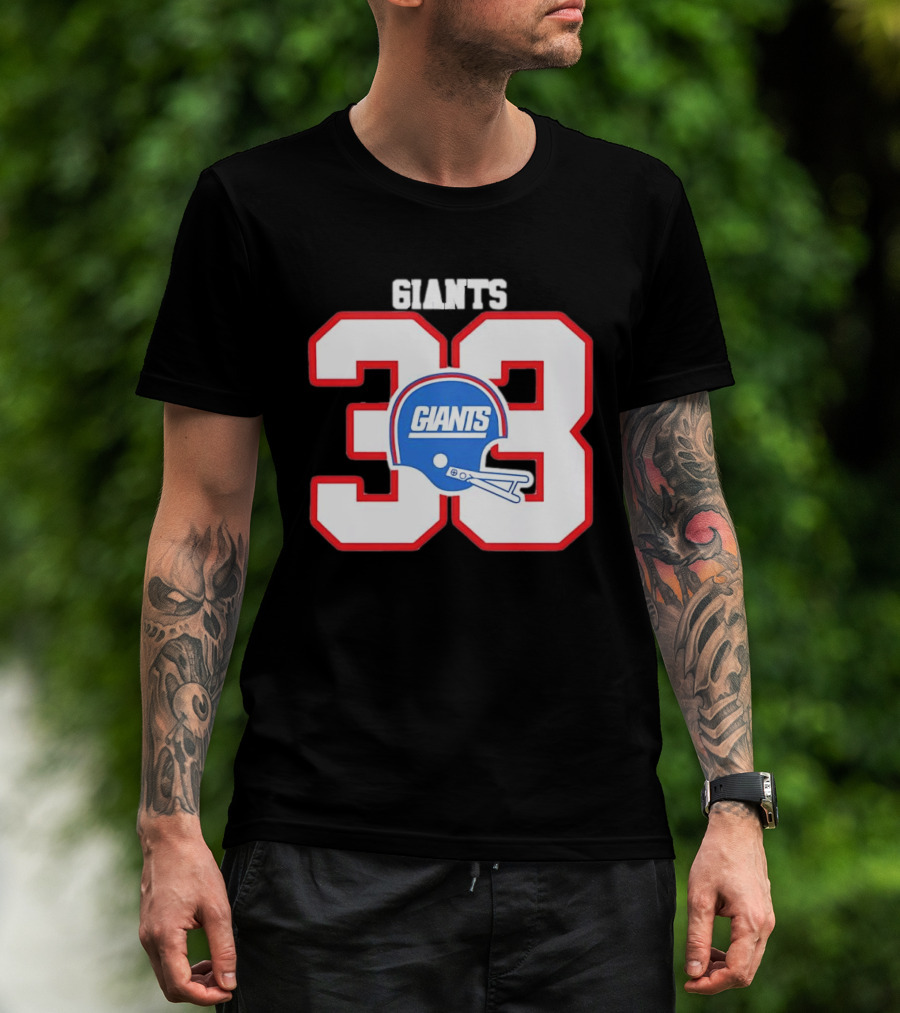 New York Giants 33 Helmet 80s Retro Football T-Shirt