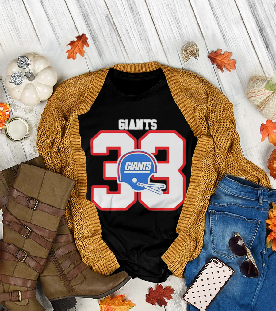 New York Giants 33 Helmet 80s Retro Football T-Shirt