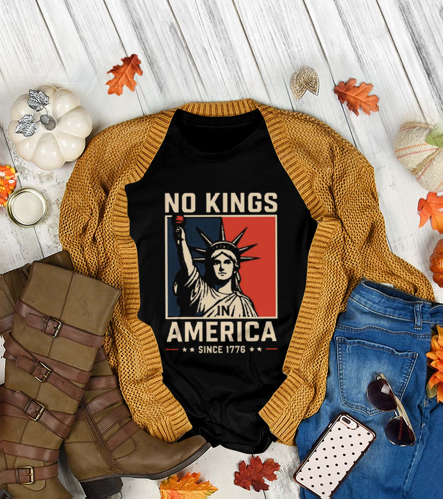 No Kings America Statue Since 1776 Comfort Colors® T-Shirt