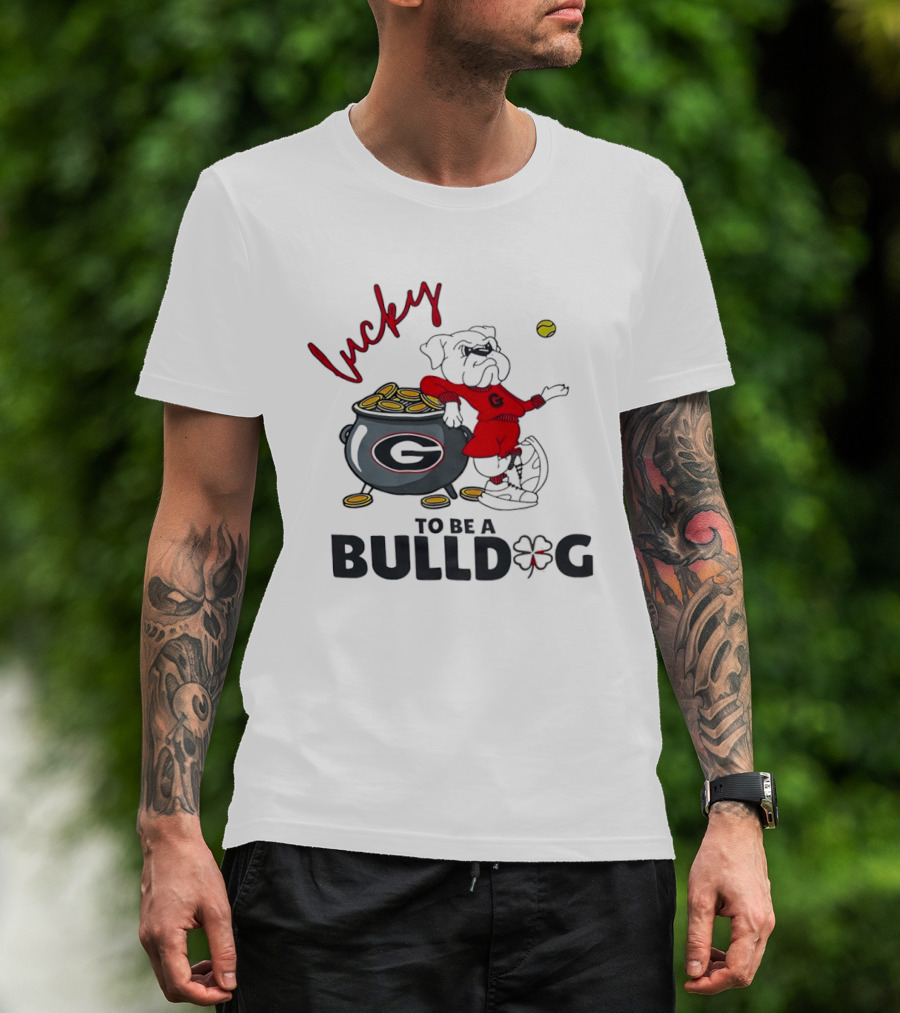 Lucky To Be A Georgia Bulldogs Football Fan With Pot Of Gold And Clover T-Shirt