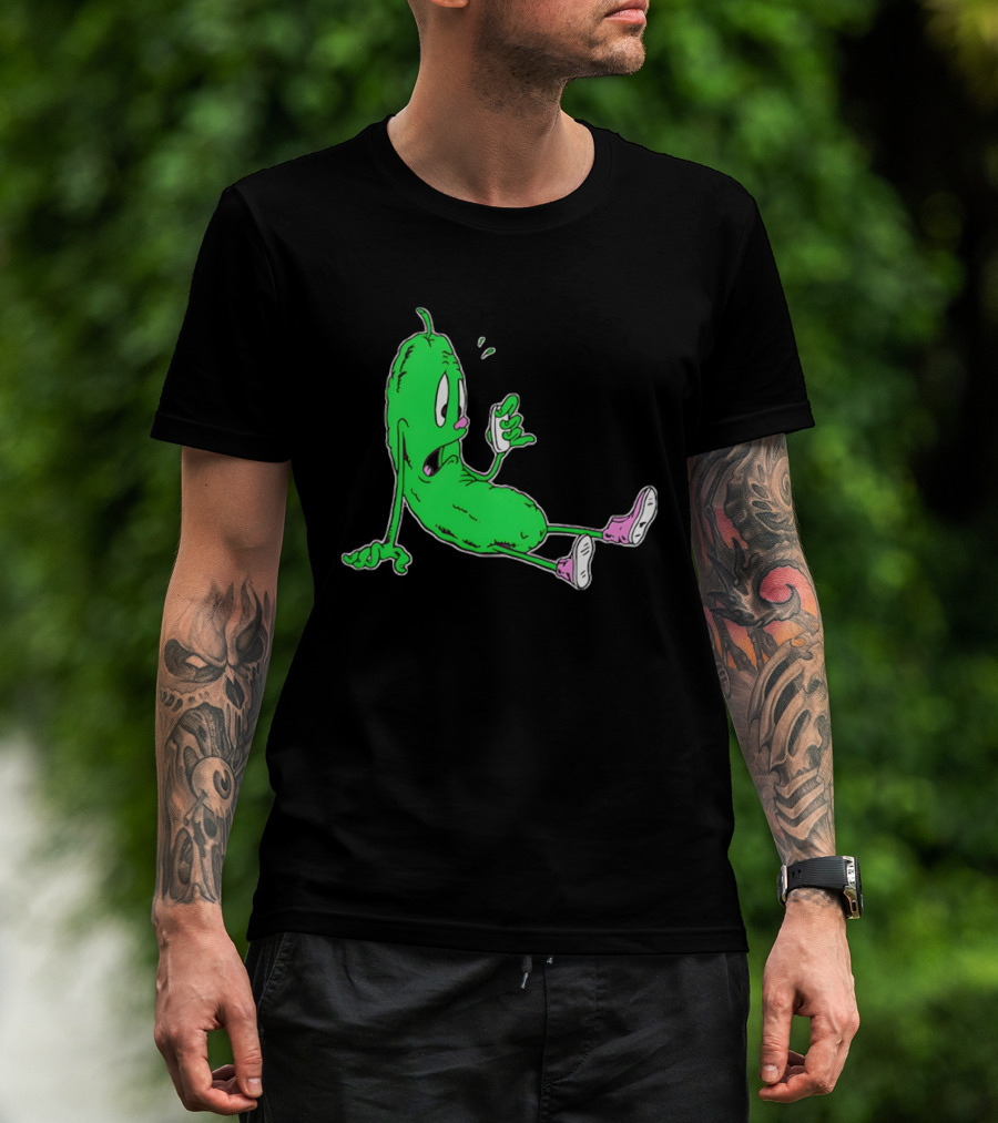 Stunsig Green Pickle Cartoon Phone Expression T-Shirt