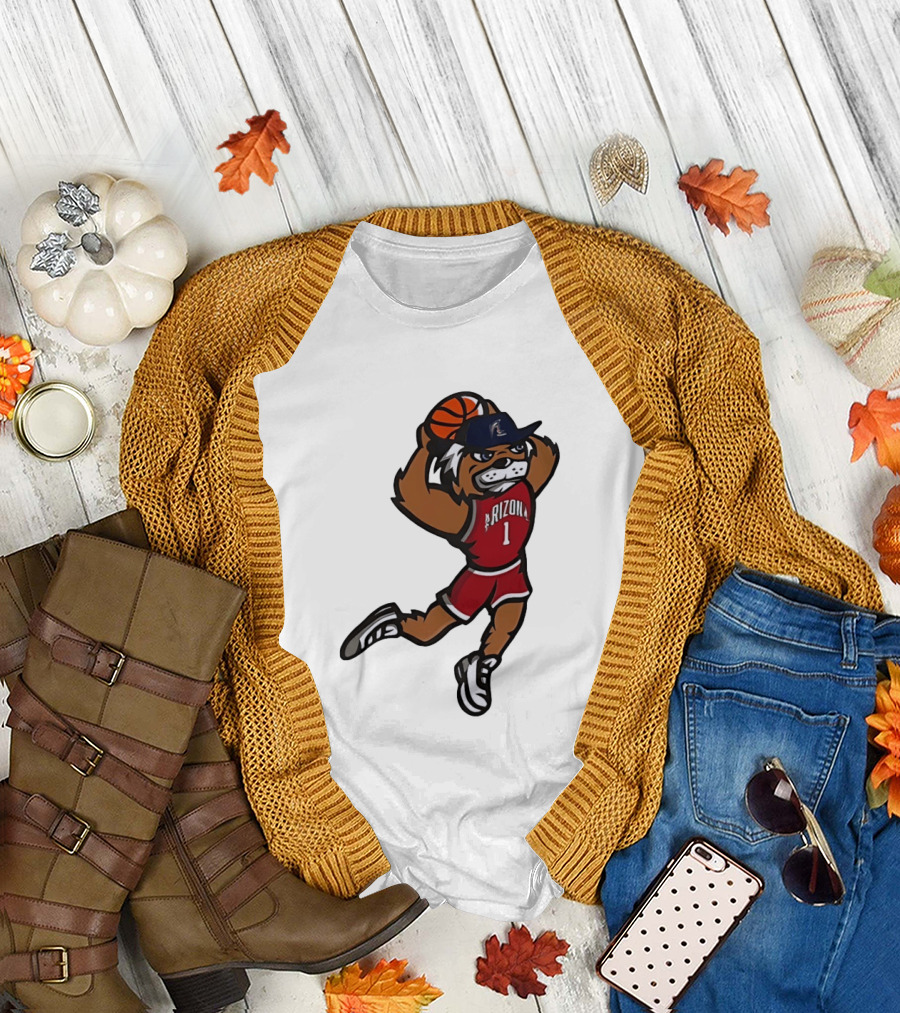 Arizona Wildcats Basketball Mascot Slam Dunk Action T-Shirt