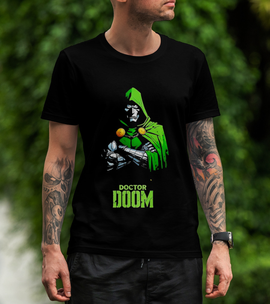 Doctor Doom Green Armor Crossed Arms Marvel T-Shirt
