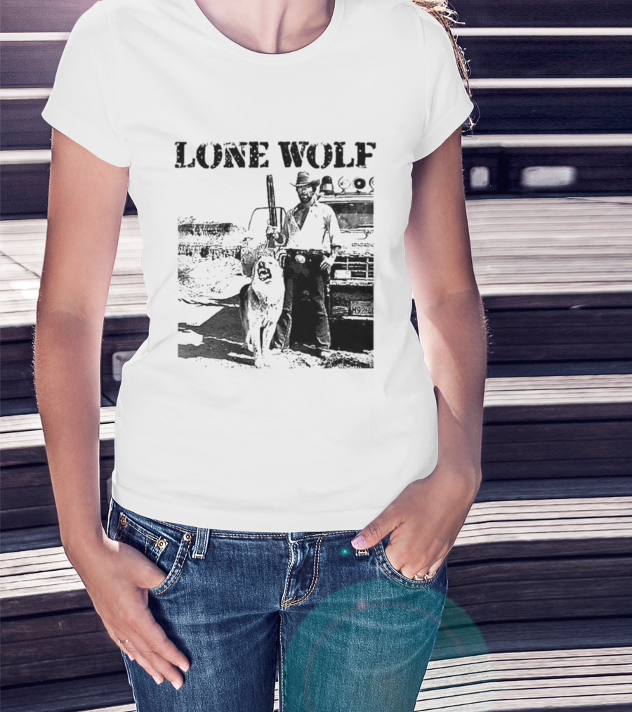 Chuck Norris Lone Wolf McQuade Vintage Action Scene T-Shirt