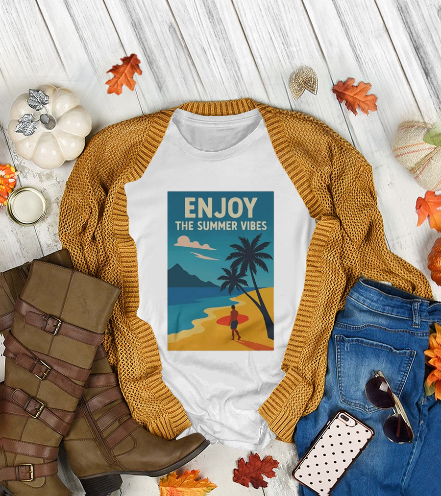 Enjoy the Summer Vibes Ocean Beach Sunset Scene T-Shirt