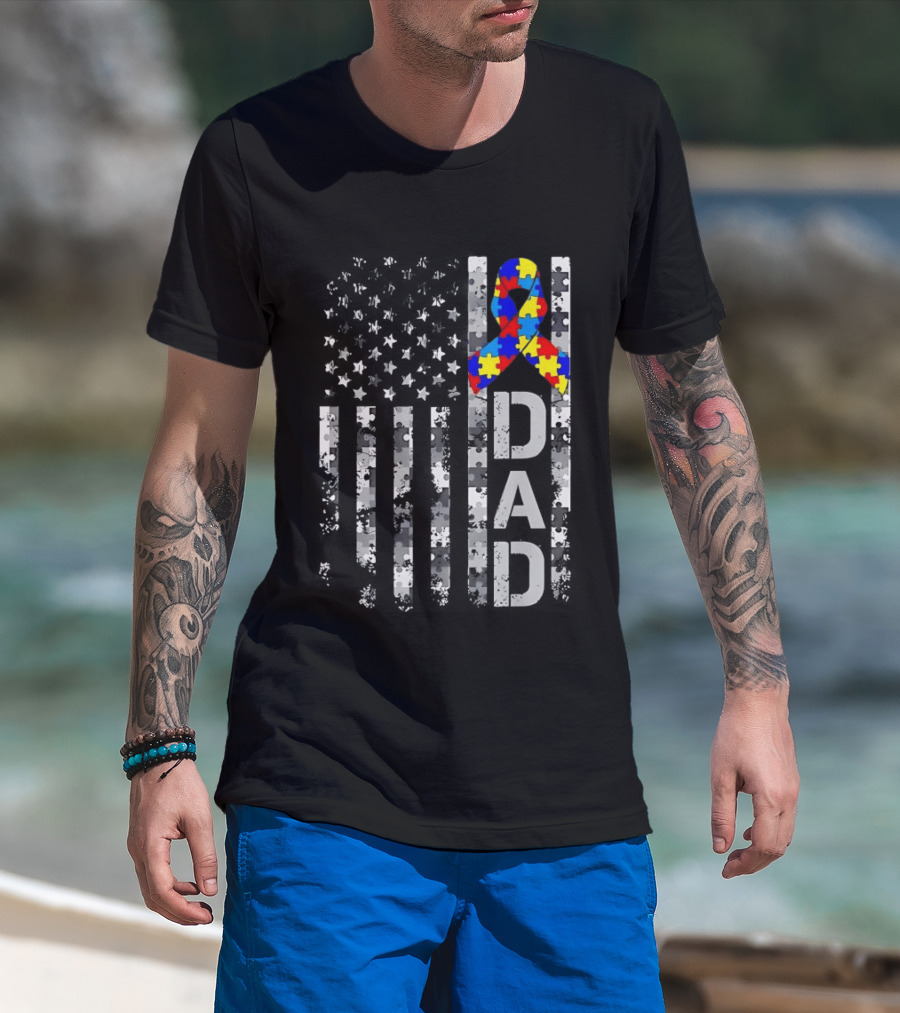 USA Flag With Autism Awareness Puzzle Ribbon Dad Fathers Day T-Shirt