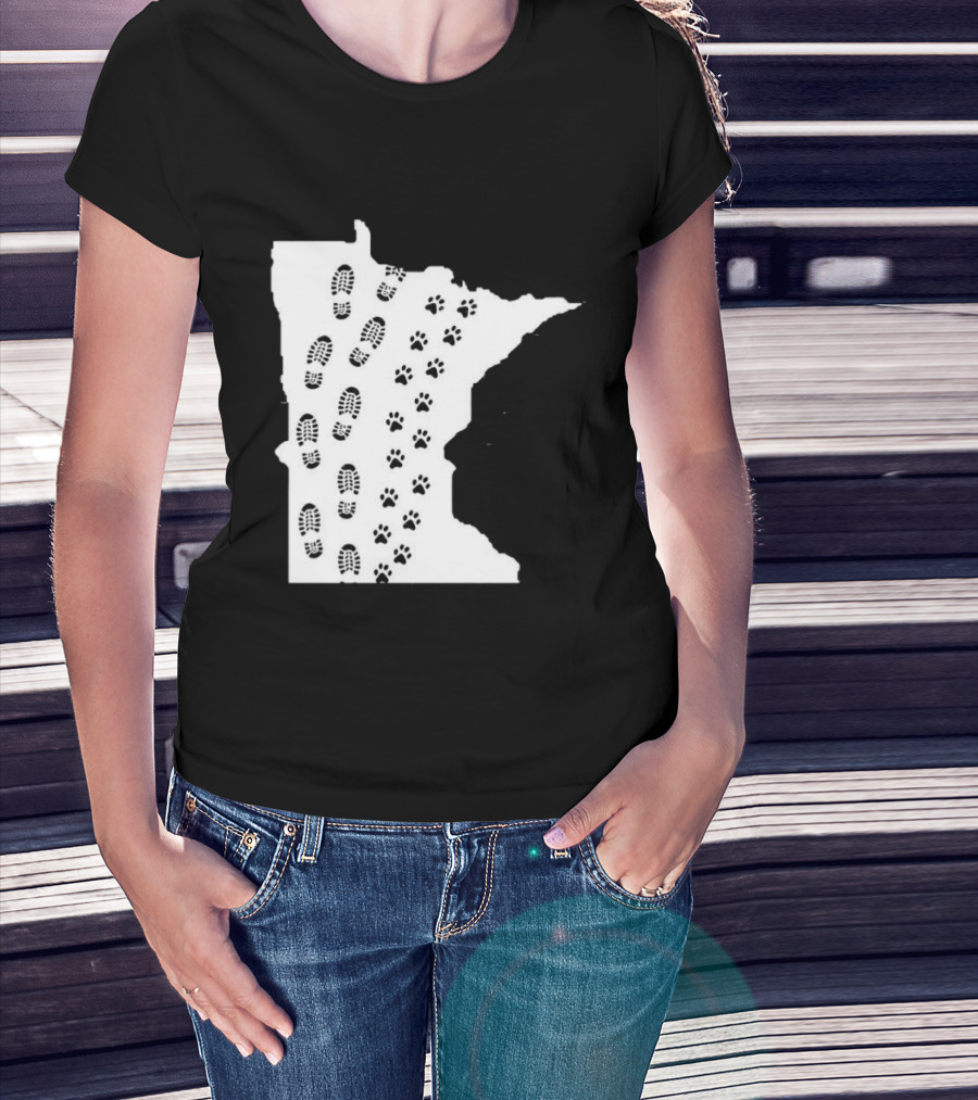Minnesota Map Footprints And Paw Prints Outdoor Adventure T-Shirt