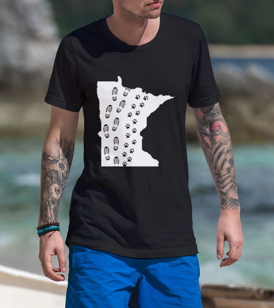 Minnesota Map Footprints And Paw Prints Outdoor Adventure T-Shirt