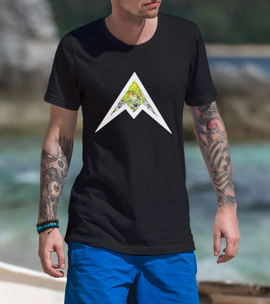 AM Garden Floral Pattern M Shape T-Shirt