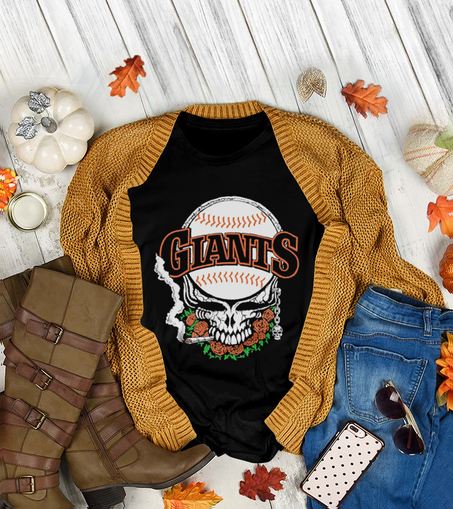 San Francisco Giants Skull with Baseball and Roses T-Shirt