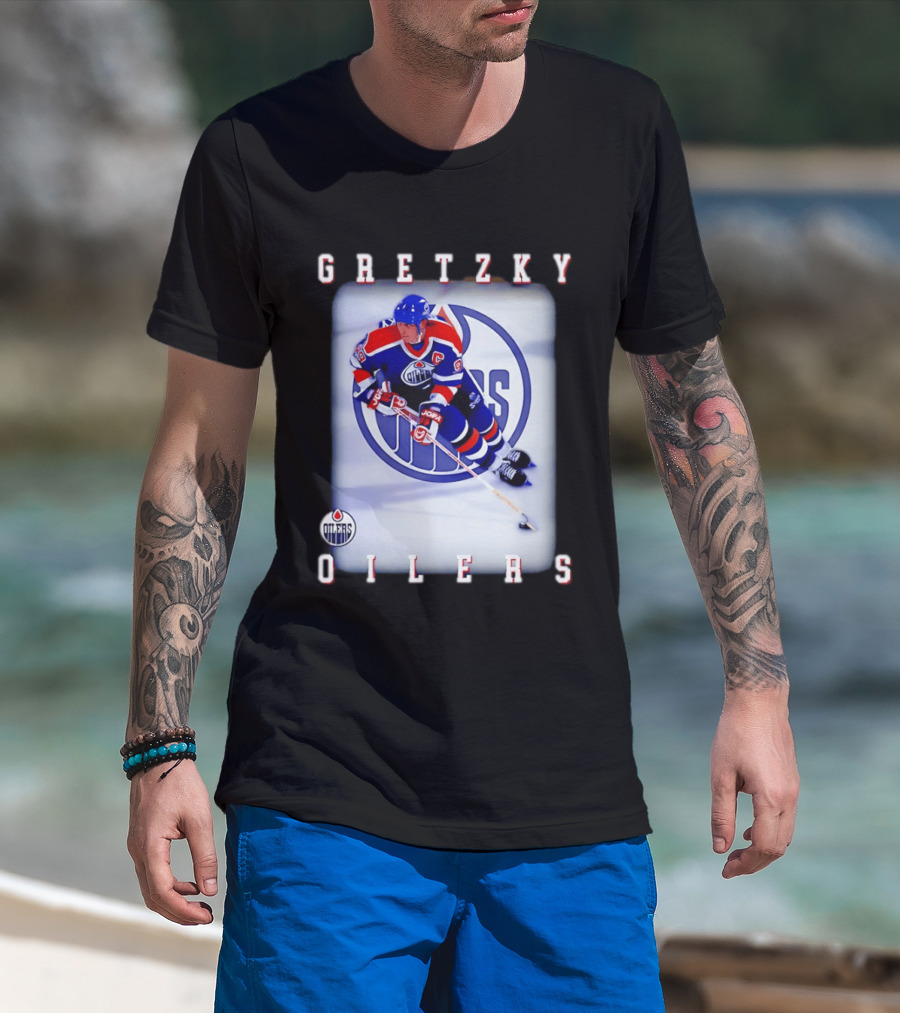 Wayne Gretzky Edmonton Oilers Iconic NHL Legend Action Shot T-Shirt