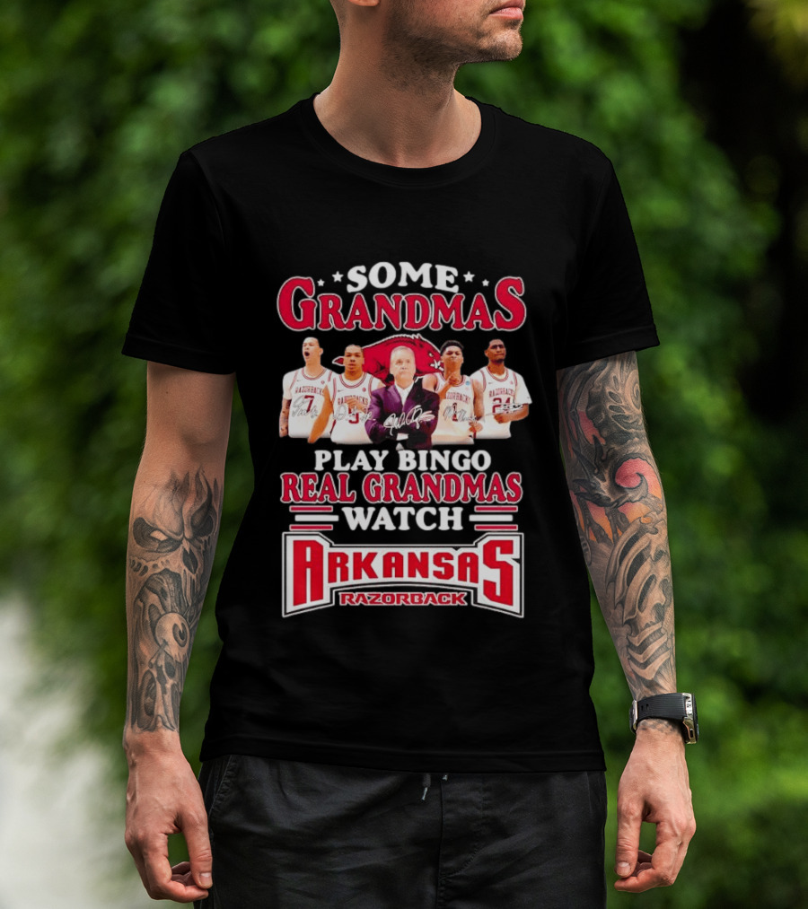 Some Grandmas Play Bingo Real Grandmas Arkansas Razorbacks Razorback T-Shirt