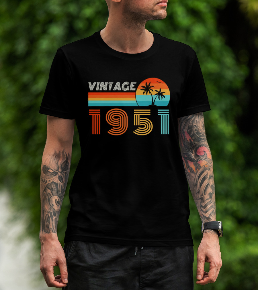 Vintage 1951 Palm Sunset Retro Seventies T-Shirt