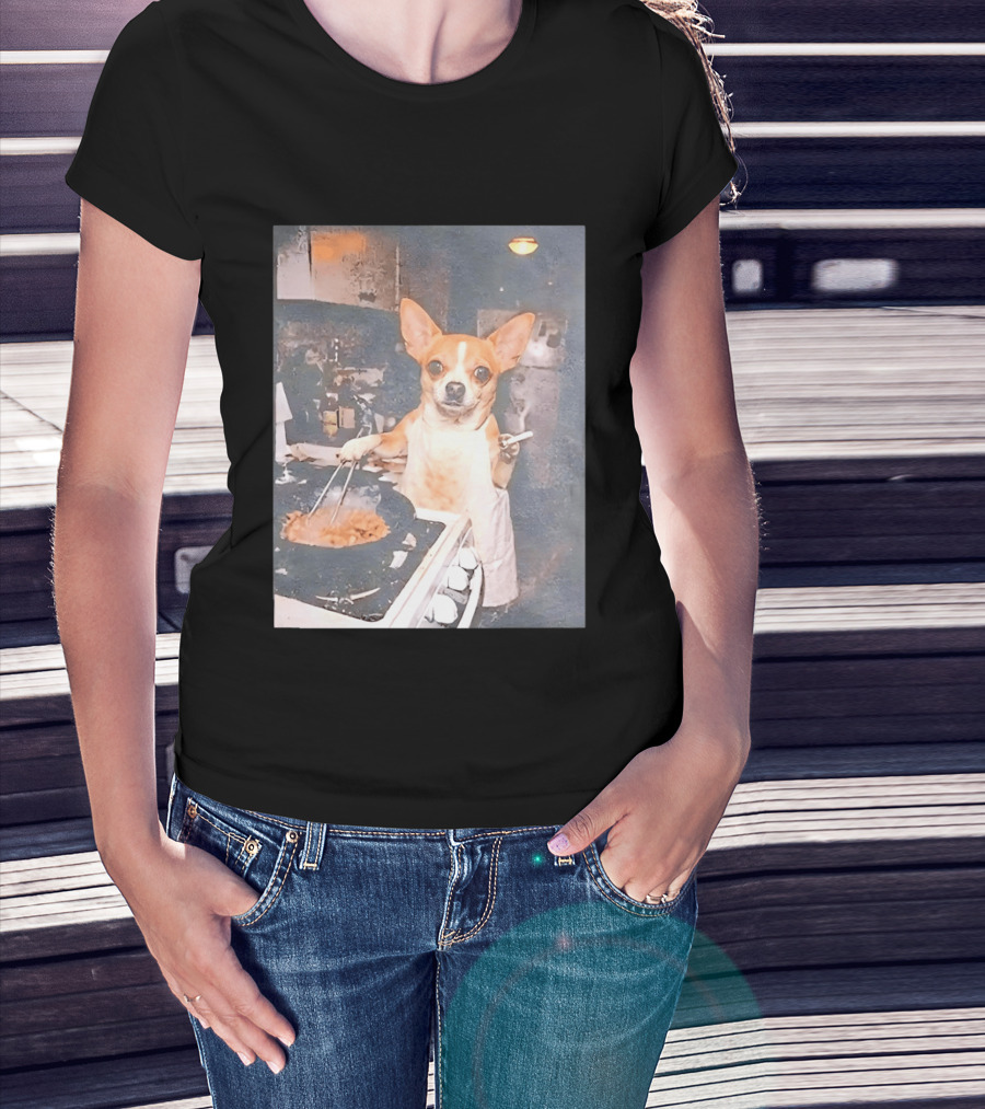 Chihuahua In Apron Cooking While Smoking In Vintage Kitchen Scene T-Shirt