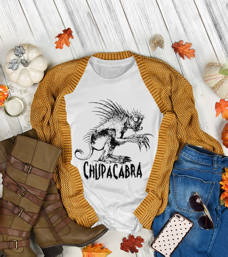 El Chupacabra Creature Beast From Aliens Movie Monster Figure T-Shirt