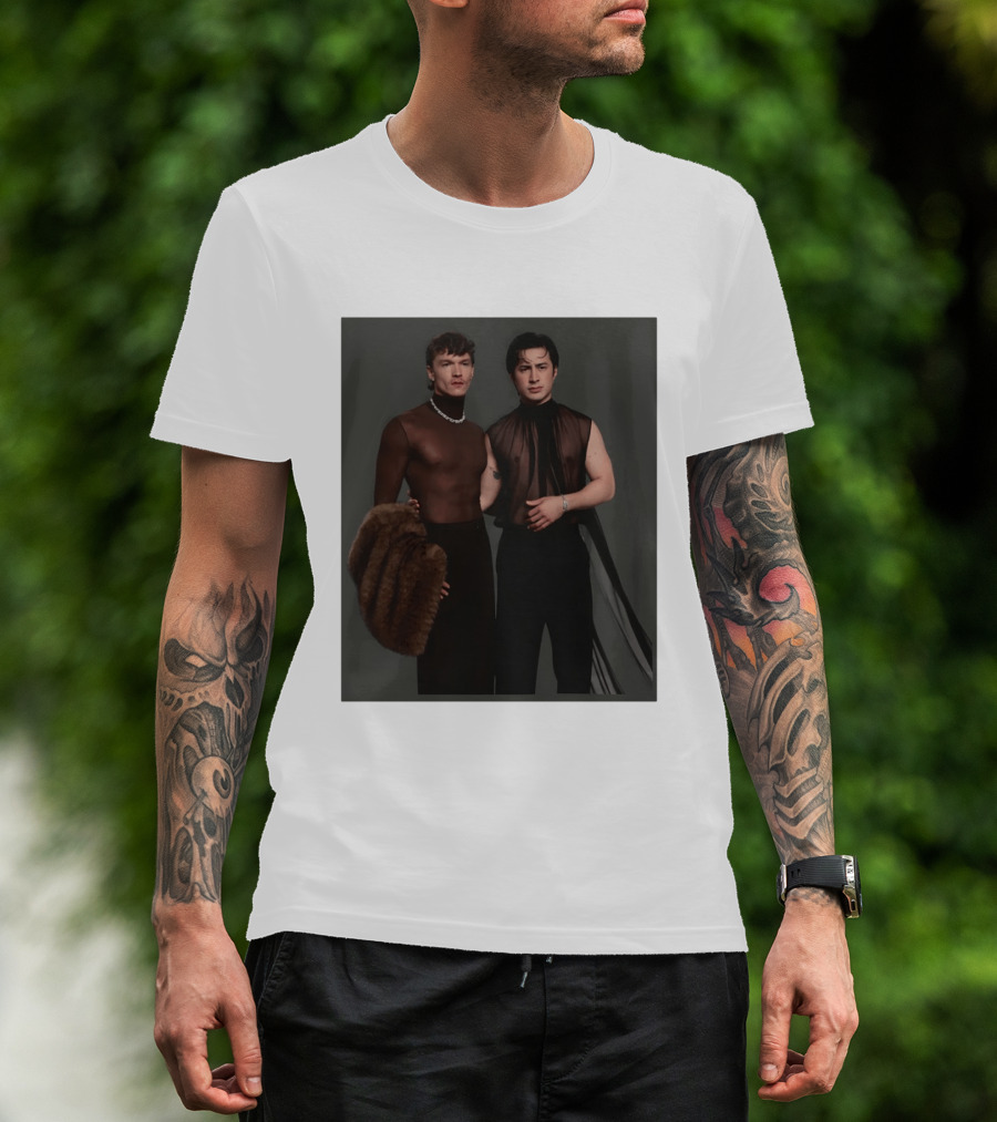 Ilya Rozanov Connor Storrie Oscars Heated Rivalry Fashion Moment T-Shirt