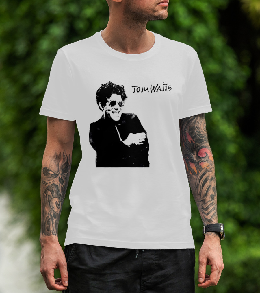 Maya Hawke's Tom Waits T-Shirt