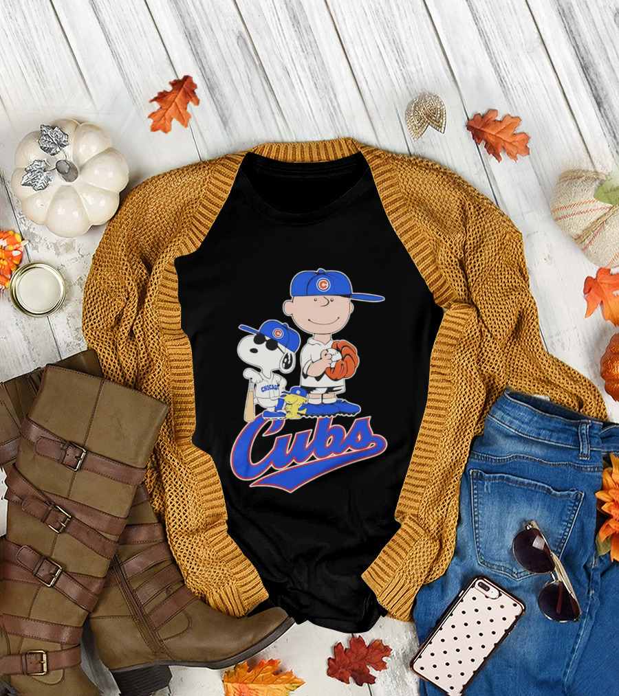 Peanuts Snoopy Woodstock Charlie Brown Chicago Cubs Baseball MLB 2026 T-Shirt
