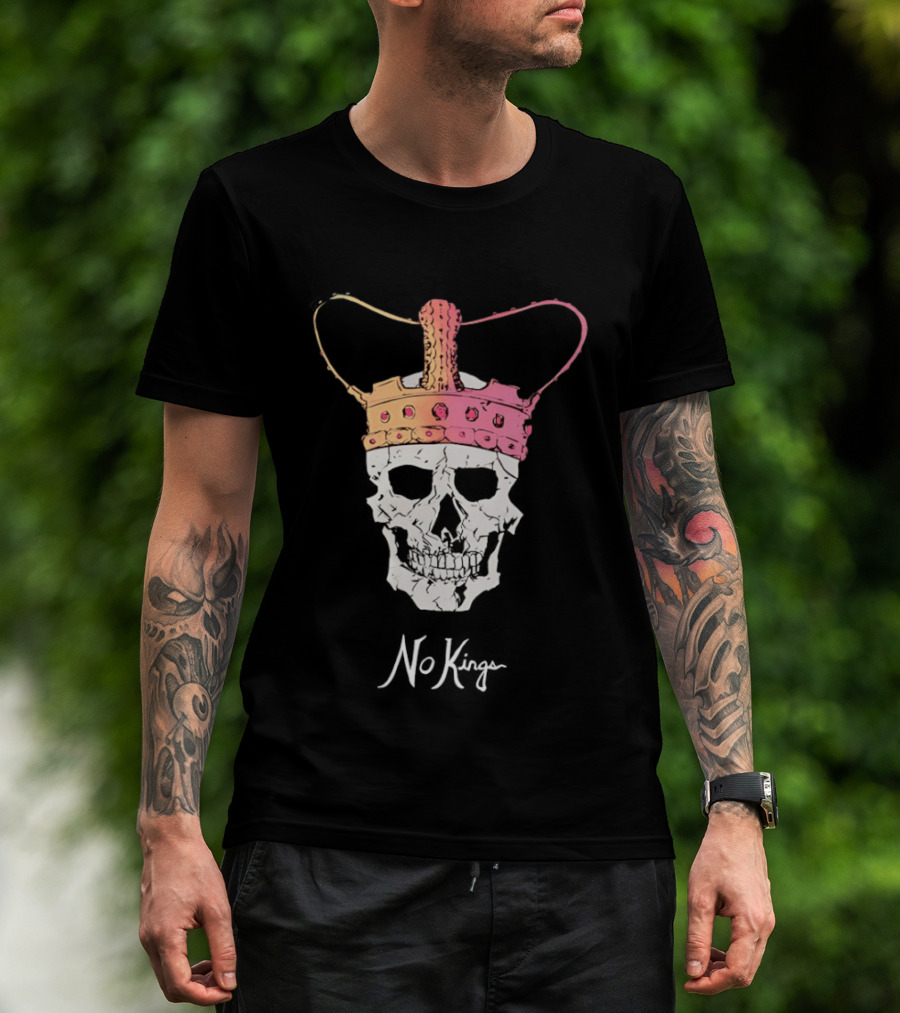 Skull No Kings Horror Crown T-Shirt