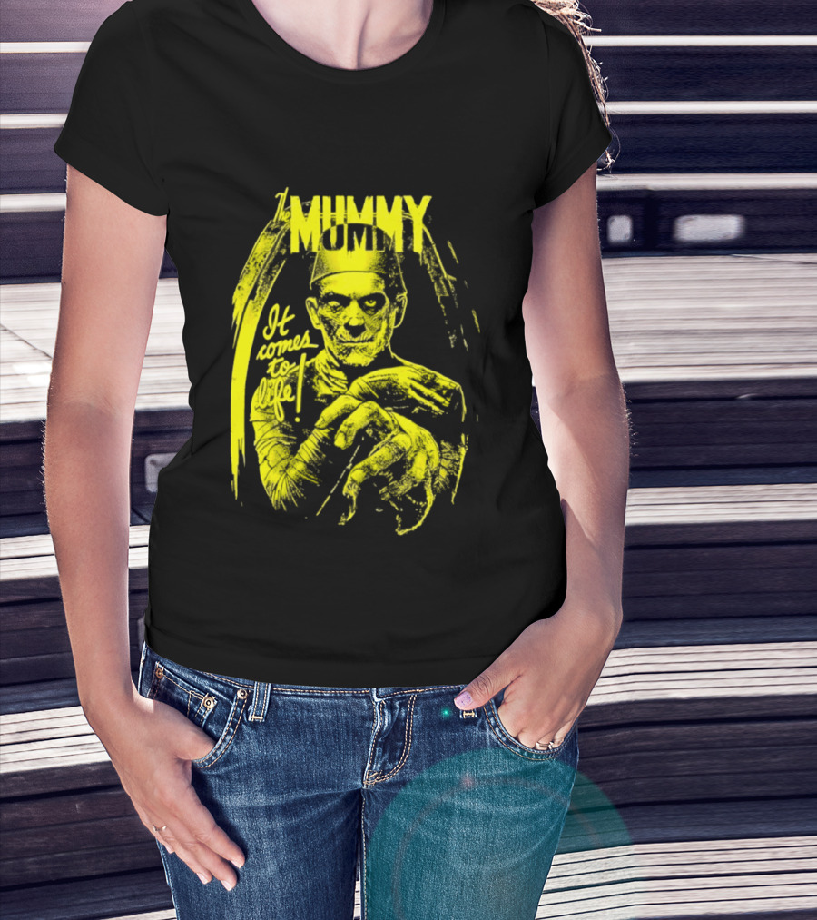The Mummy It Comes To Life Horror Classic Vintage Yellow T-Shirt