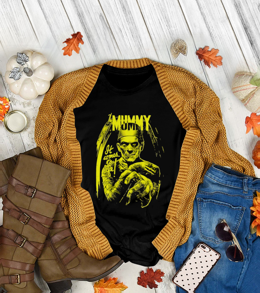 The Mummy It Comes to Life Horror Classic Vintage Yellow T-Shirt