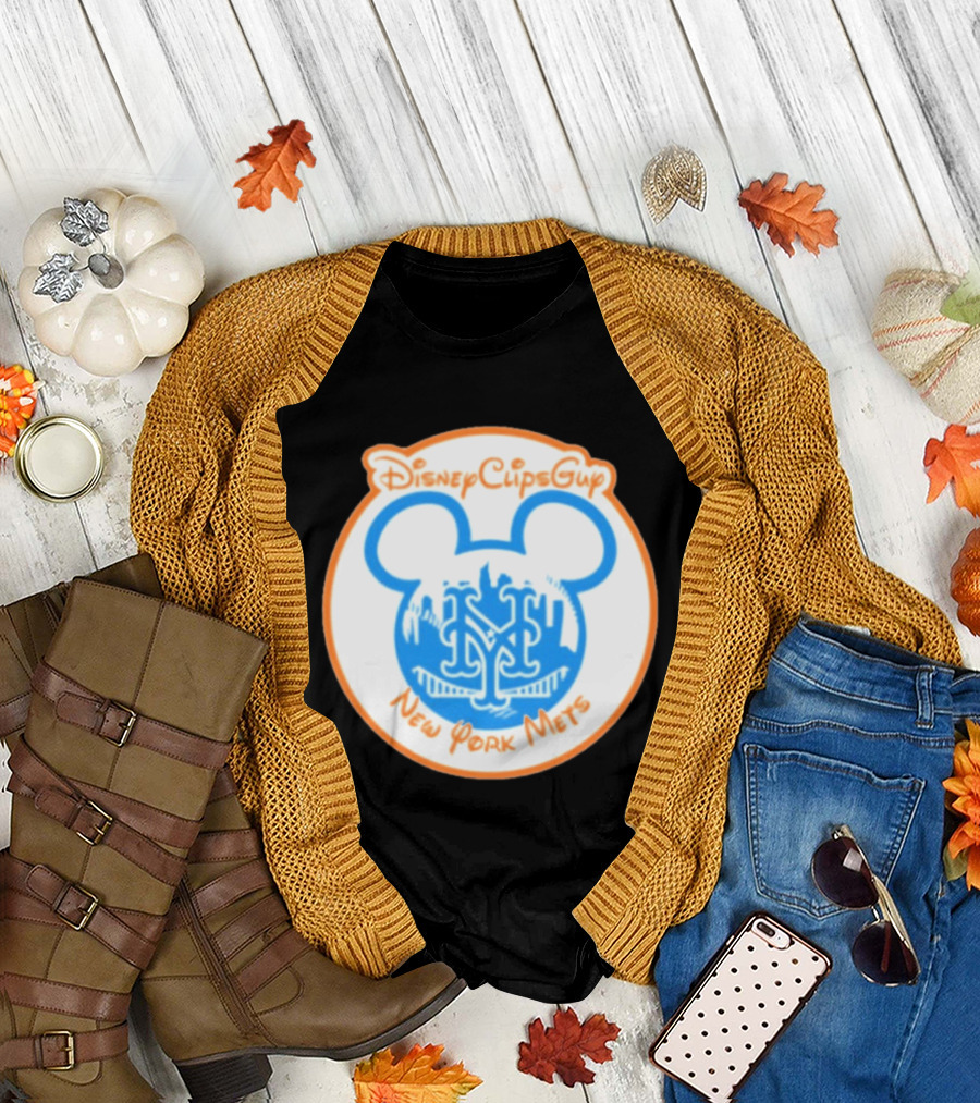 Disney Cups Guy New York Mets Mickey Ears T-Shirt