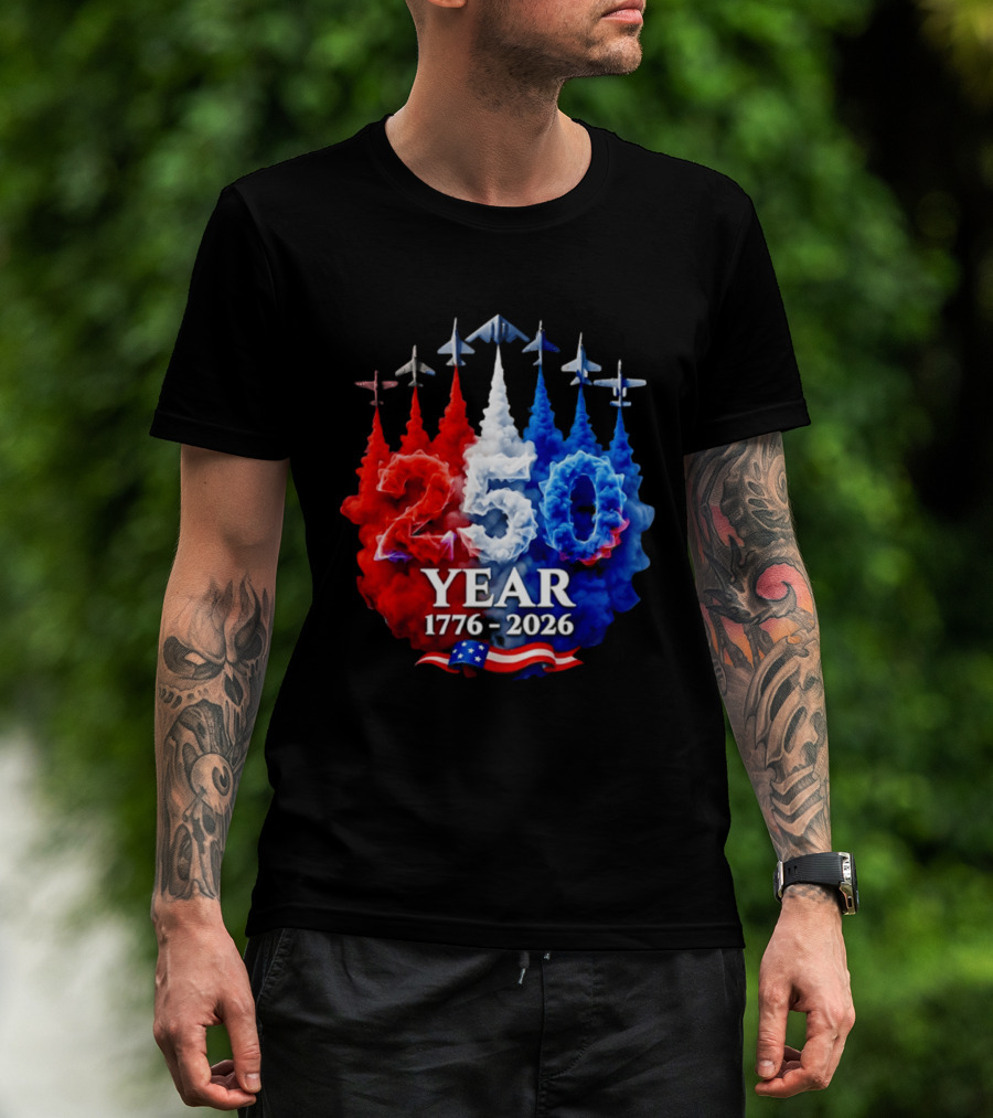 Fighter Jet Leaving A Smoke Trail 250 Years American 250th USA Patriotic 4th Of July T-Shirt