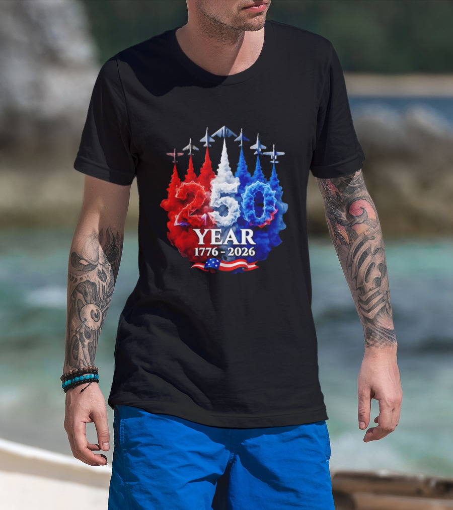 Fighter Jet Leaving A Smoke Trail 250 Years American 250th USA Patriotic 4th Of July T-Shirt