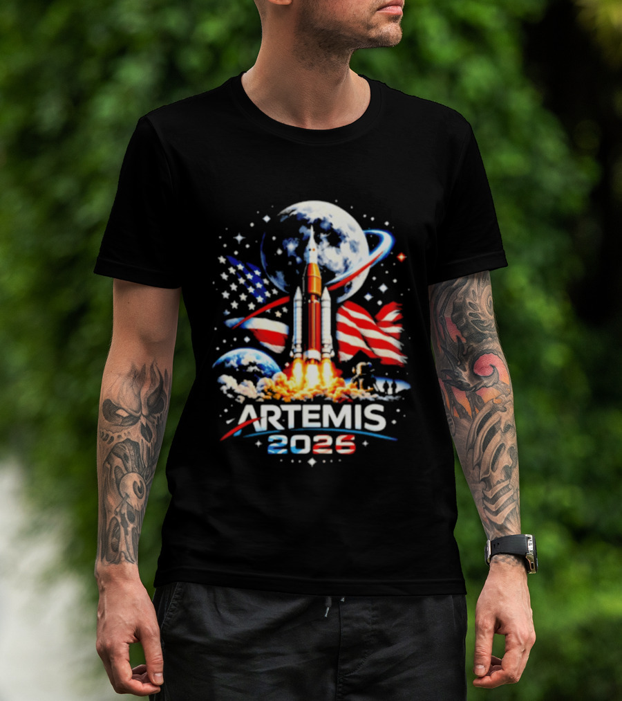 Artemis 2025 Rocket Launch USA Flag Moon Exploration T-Shirt