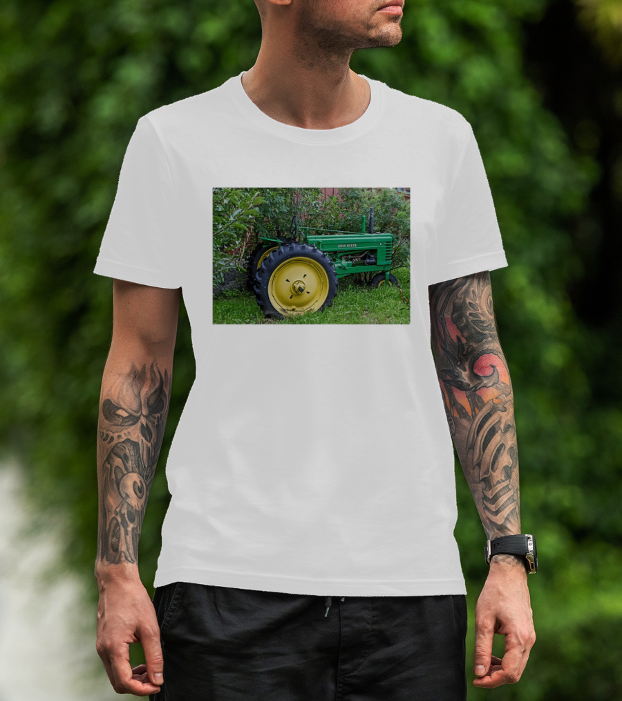 John Deere Model B Tractor Vintage Farming Machinery T-Shirt