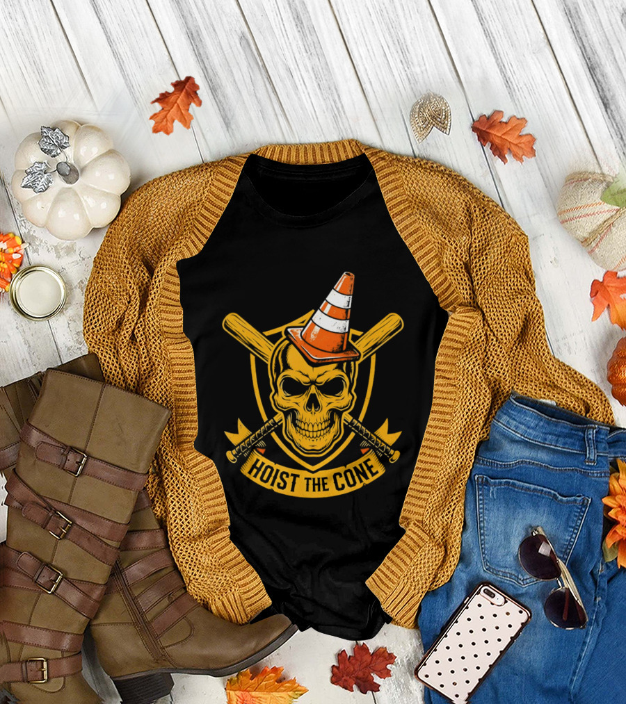 Pittsburgh Pirates Skull Traffic Cone Hat Hoist The Cone T-Shirt