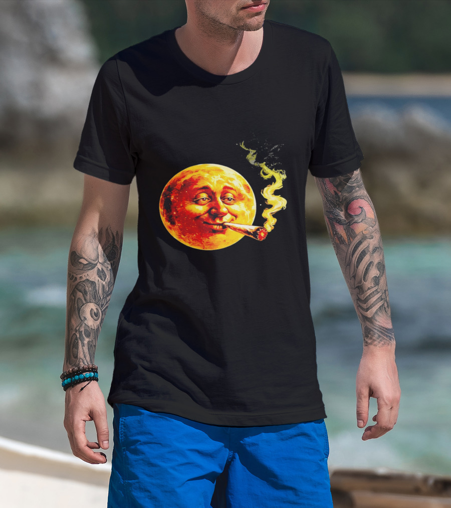 Moon Face Smoking Weed Blunt Lunar Smokers Club T-Shirt