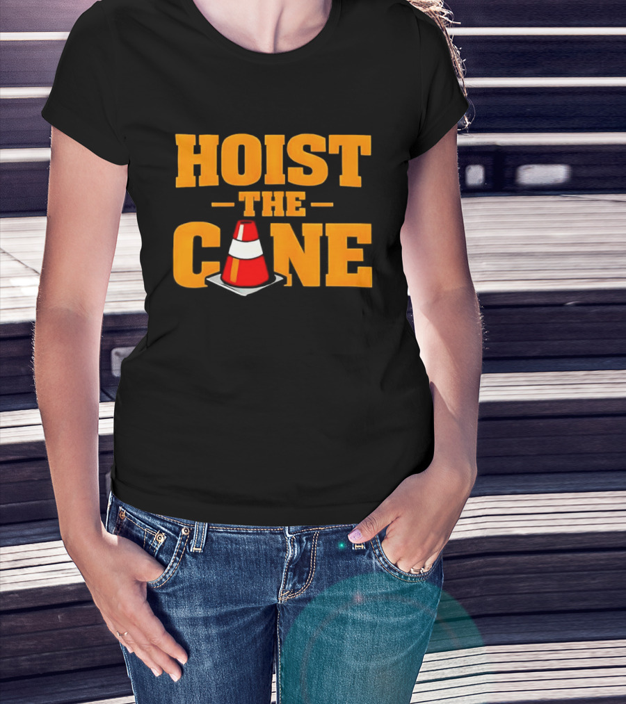 Pittsburgh Pirates MLB Hoist The Cone Baseball Team Graphic Fan Gear T-Shirt