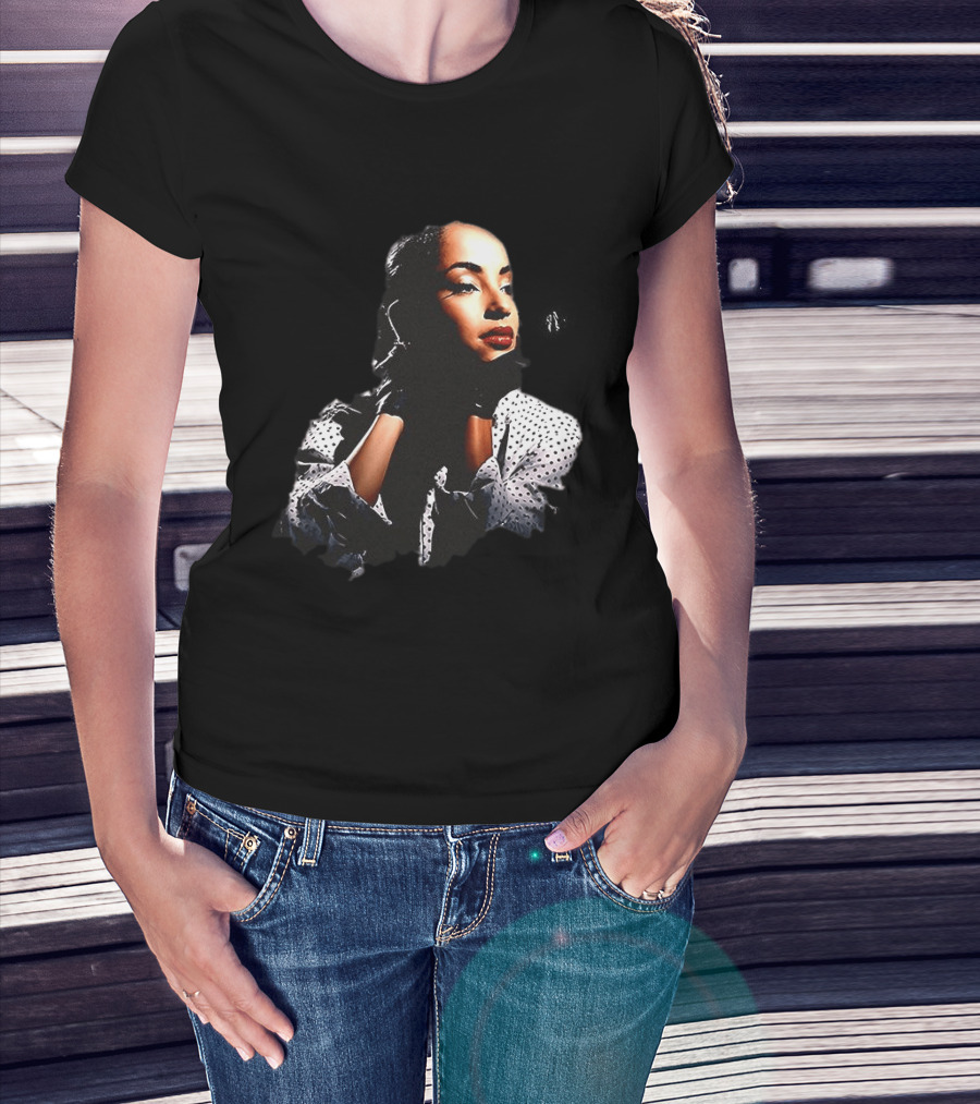 Sade 93 Summer Tour Vintage Style Black And White Polka Dot Fashion T-Shirt