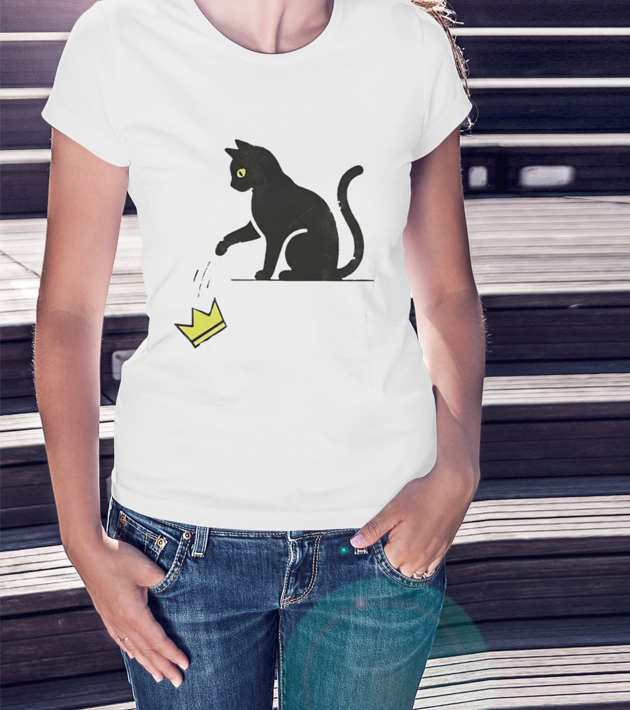 Cat Knocking Crown Anti King Humor Black Cat Yellow Eyes T-Shirt