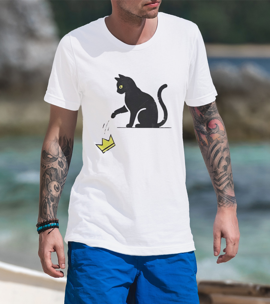 Cat Knocking Crown Anti King Humor Black Cat Yellow Eyes T-Shirt