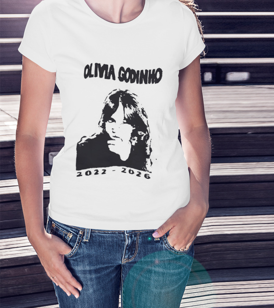 Olivia Godinho 2022 2026 T-Shirt