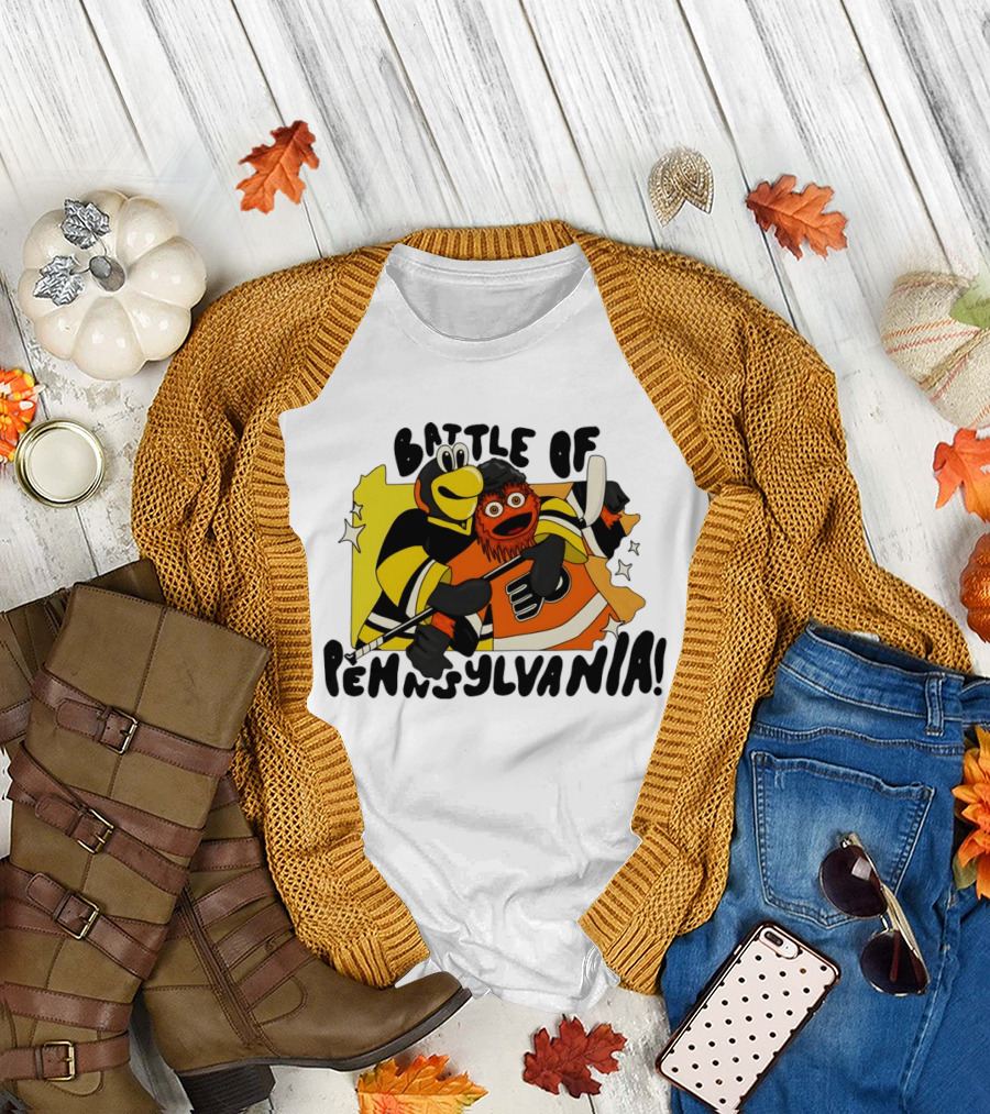 Pittsburgh Penguins Philadelphia Flyers Battle of Pennsylvania Hug T-Shirt