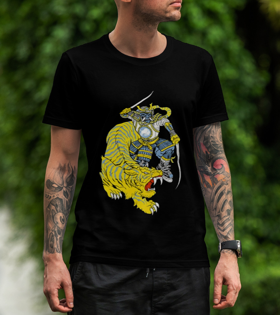 Buffalo Sabres Knight Battling Fierce Sabretooth Tiger T-Shirt