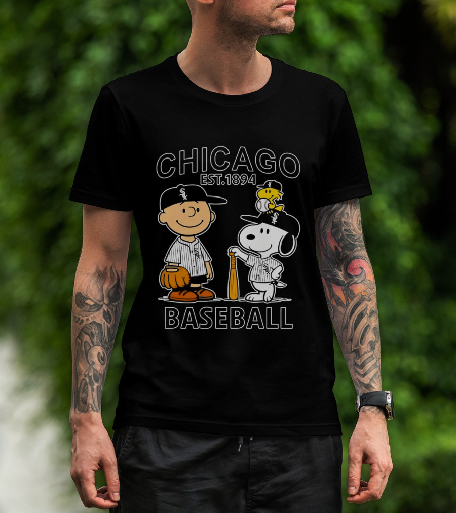 Chicago White Sox Baseball Snoopy Charlie Brown Peanuts Est 1894 T-Shirt