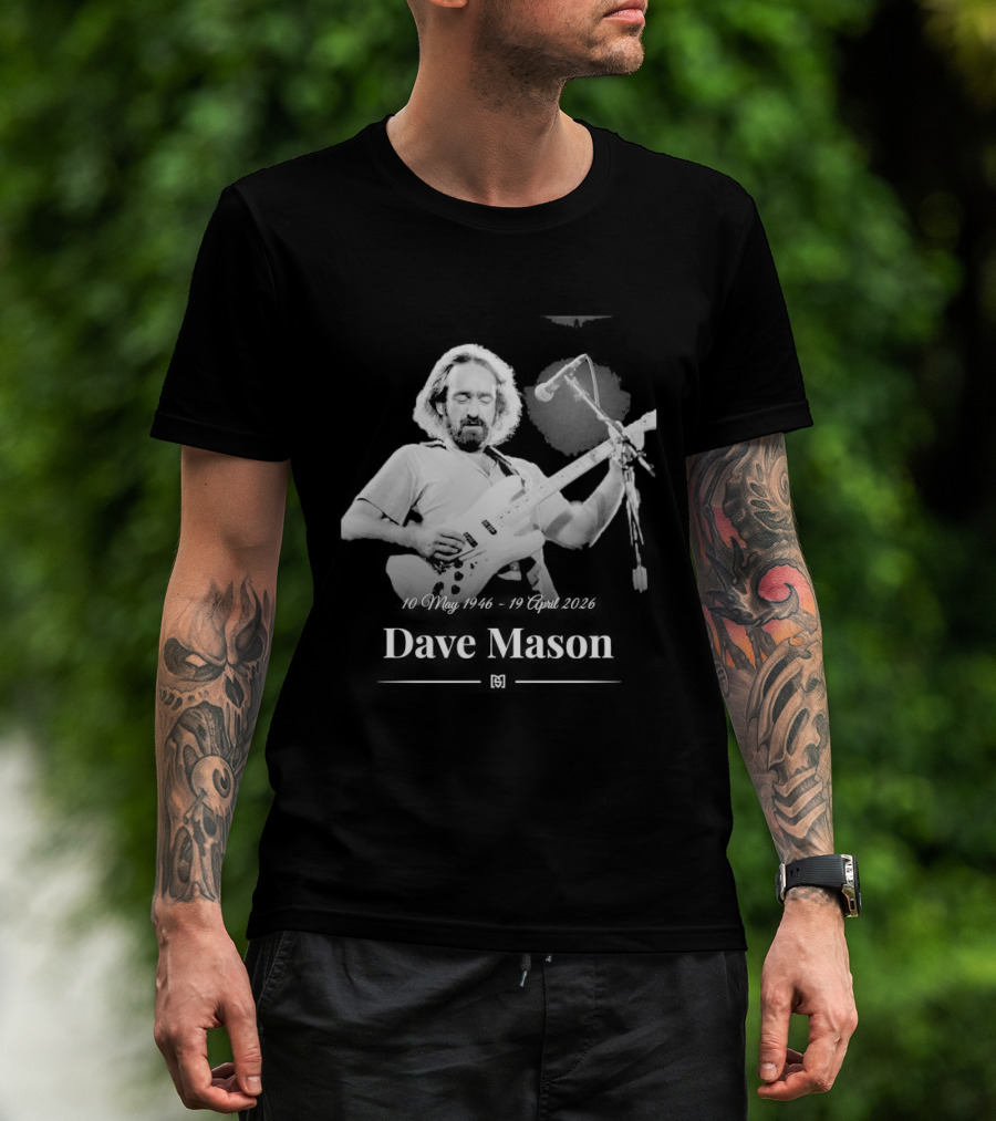 Dave Mason May 10 1946 April 19 2026 Guitar Performance Anniversary T-Shirt