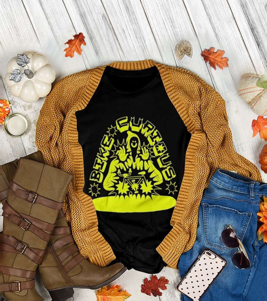 Bike Curious Wizardry Yellow Robe Starburst Biker T-Shirt