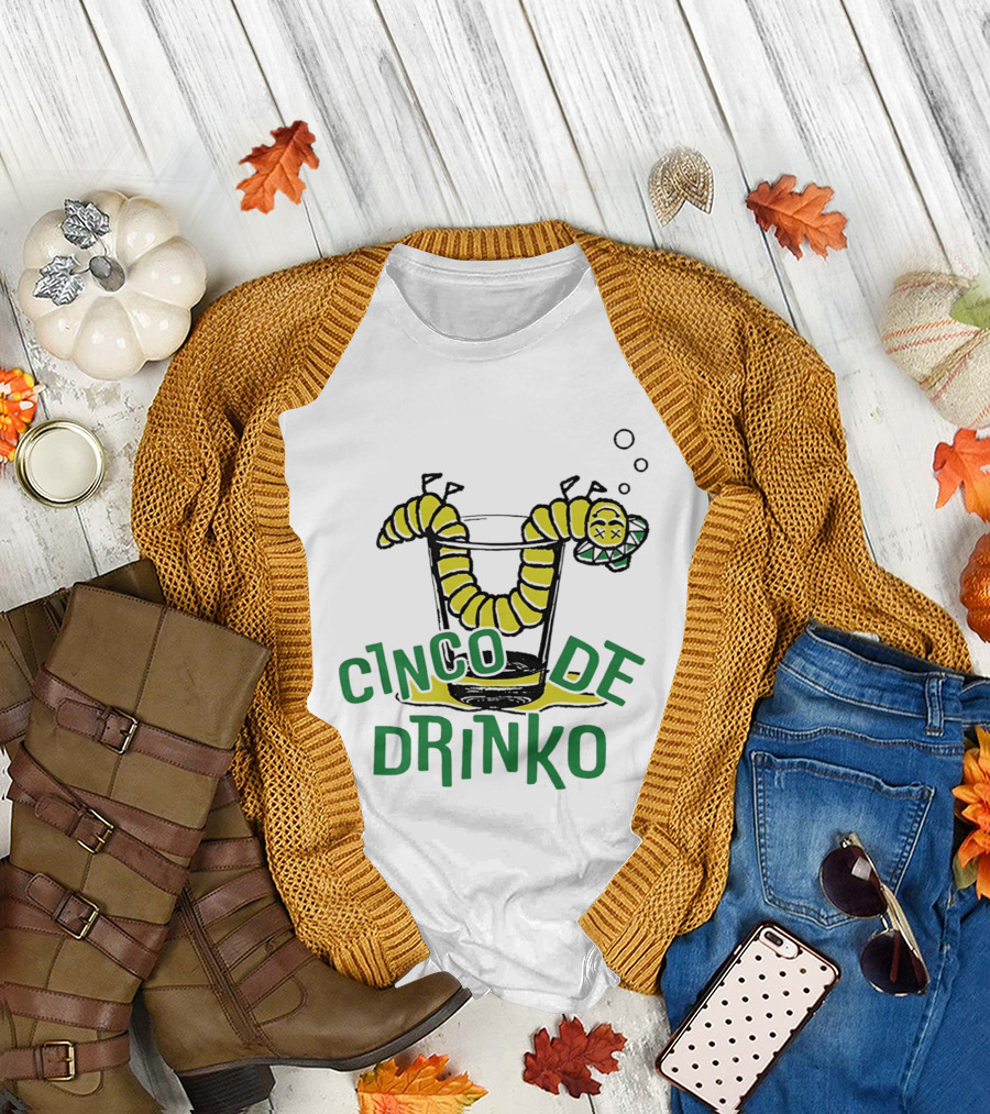 Cinco De Drinko Tequila Worm Drink Glass Bubbles T-Shirt