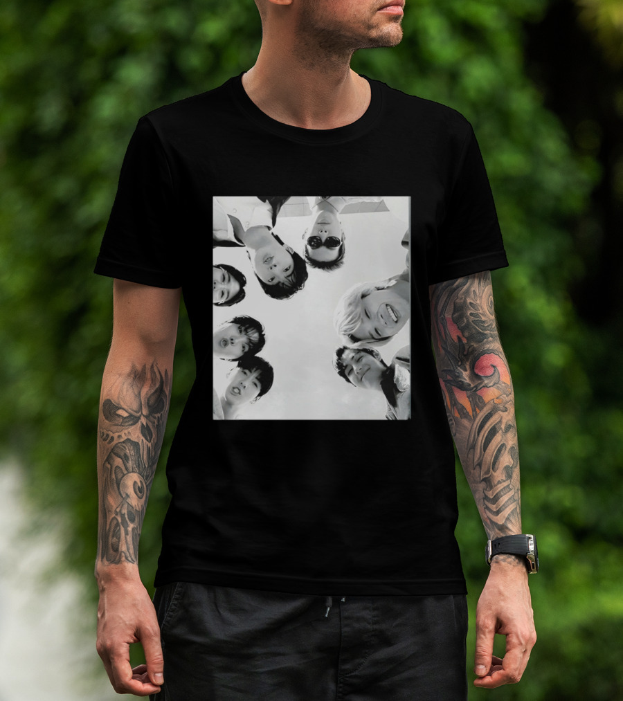 BTS Arirang World Tour Kpop 2026 Group Photo Black And White Aesthetic T-Shirt